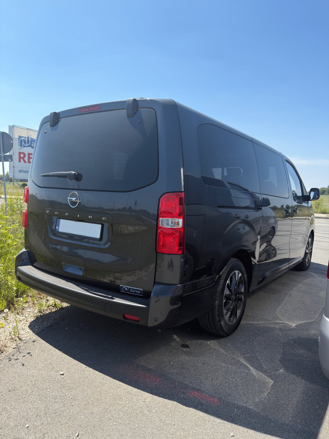 Opel Zafira Life - rear